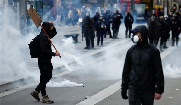 باريس: الحكومة الفرنسية تحاول احتواء العنف بعد ليلة ثالثة من أعمال الشغب