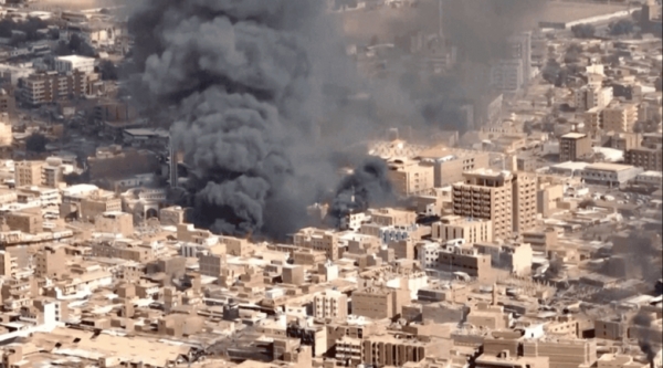 الخرطوم: 34 قتيلا في قصف عشوائي على سوق بأم درمان
