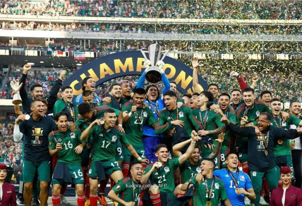 رياضة: المنتخب المكسيكي يتوج بطلاً للكأس الذهبية ويعزز رقمه القياسي بلقب تاسع
