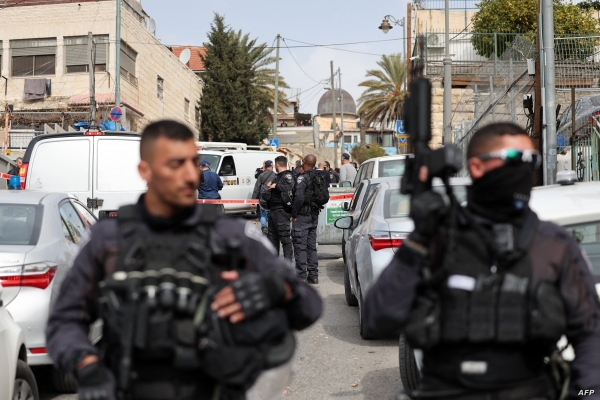 القدس: الشرطة الإسرائيلية تُحقق في قضية وفاة سجينٍ فلسطيني يبلغ من العمر 38 عاماً ويتورط فيها 19 حارساً