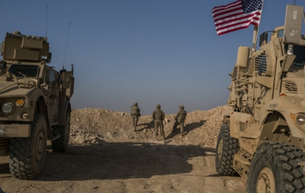 واشنطن: بايدن يتوعد بمحاسبة المسؤولين عن مقتل وإصابة 28 جندي أمريكي بالقرب من الحدود السورية