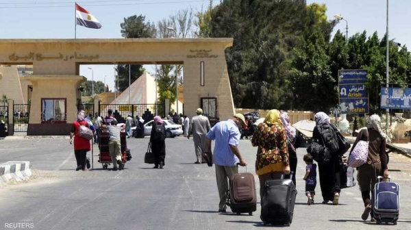 تقرير: مصر تمهد منطقة على حدود غزة يمكن استخدامها لإيواء لاجئين فلسطينيين
