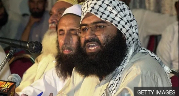 اطار: من هو مسعود أزهر…الرجُل الذي وضع الهند وباكستان على حافة الحرب؟
