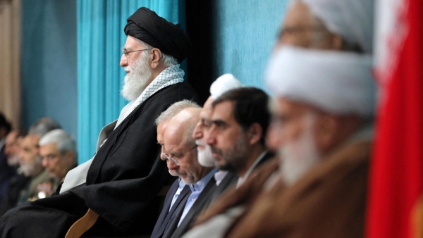 طهران: خامنئي يختار 3 مرشحين لخلافته في حال اغتياله.. وغياب اسم بارز