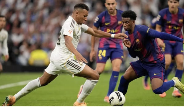 الدوري الإسباني: ريال مدريد يتصدر وينهي هيمنة برشلونة على الكلاسيكو