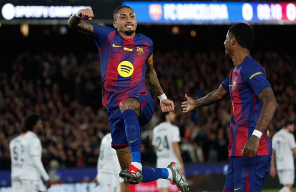 رياضة: برشلونة يتخطى عقبة أوساسونا ويحكم قبضته على صدارة “الليغا”