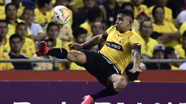 رياضة: مقتل المدافع الإكوادوري ماريو بينيدا رميا بالرصاص