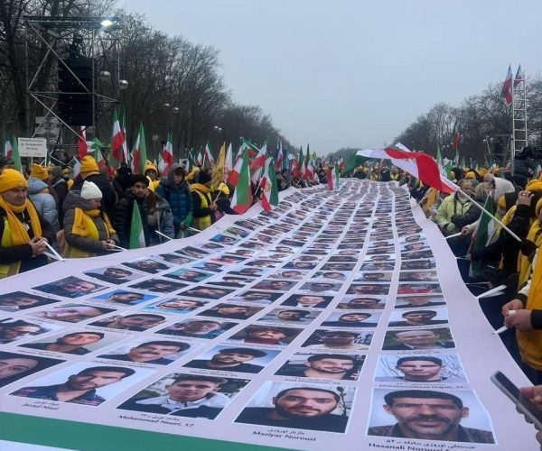 برلين: تظاهرة حاشدة لدعم التغيير الديمقراطي في إيران