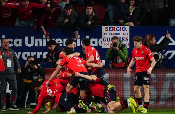 رياضة: أوساسونا يسقط ريال مدريد ويهدي برشلونة فرصة تصدر “الليغا”