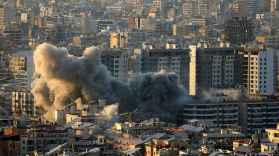 بيروت: غارات تستهدف مناطق متفرقة بلبنان.. وتعزيزات إسرائيلية عند الحدود