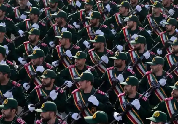 واشنطن: تقييم مخابراتي أمريكي يستبعد انهيار النظام في إيران