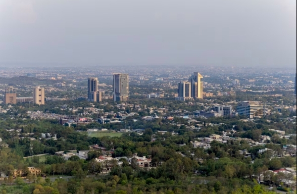واشنطن: لماذا تُعد باكستان مكانًا جيّدًا لمفاوضات أمريكا وإيران؟