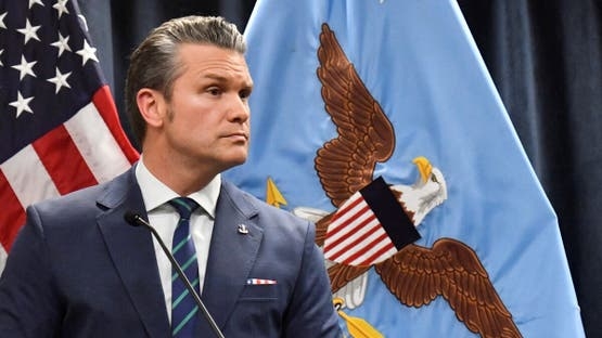 واشنطن: وزير الدفاع الأميركي” مجتبى خامنئي شوهت ملامحه وسنواصل الحرب بلا رحمة”