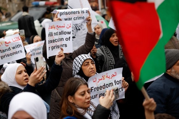 رويترز: 8 دول ذات أغلبية مسلمة تندد بقانون الإعدام الجديد في إسرائيل