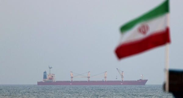 طهران: إيران تطالب بـ”الإفراج الفوري” عن السفينة “توسكا” وطاقمها